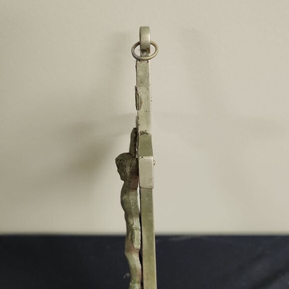 Vintage Metal Crucifix Jesus - Picture 5 of 9